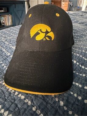 Iowa Hawkeyes Black & Gold Adjustable Hat Cap Signatures NCAA